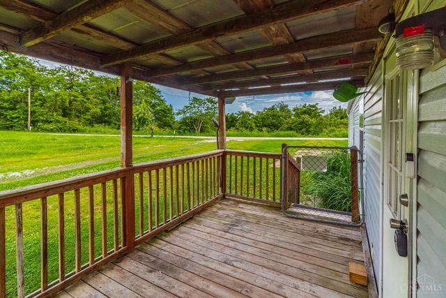 33 Stricklett Road, Manchester, OH 45144