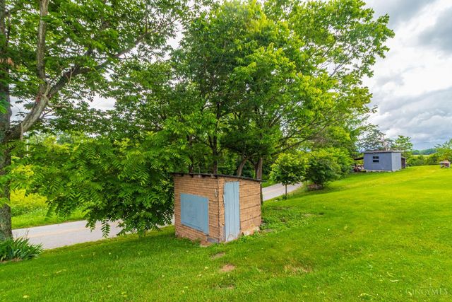 33 Stricklett Road, Manchester, OH 45144