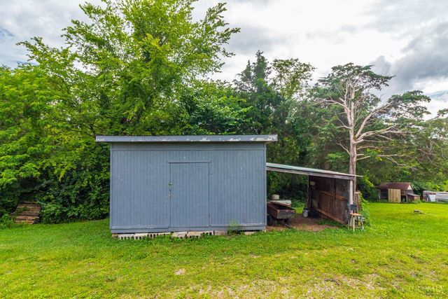 33 Stricklett Road, Manchester, OH 45144