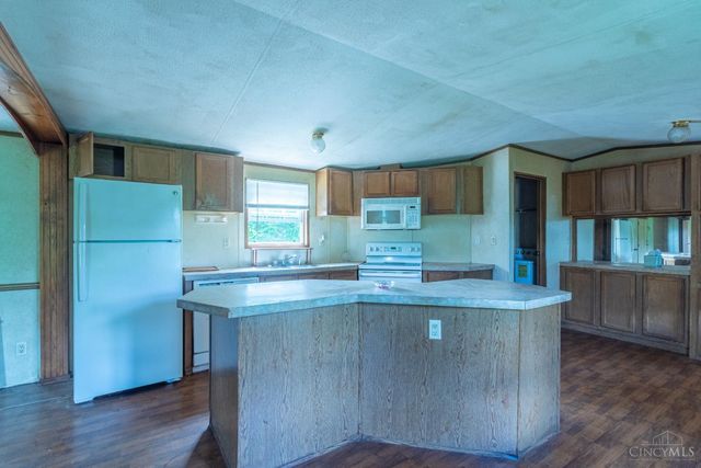 33 Stricklett Road, Manchester, OH 45144