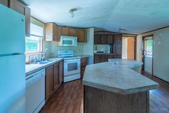 33 Stricklett Road, Manchester, OH 45144