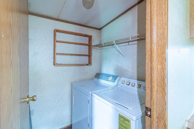 33 Stricklett Road, Manchester, OH 45144