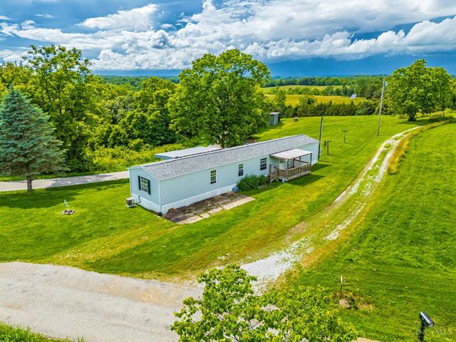 33 Stricklett Road, Manchester, OH 45144