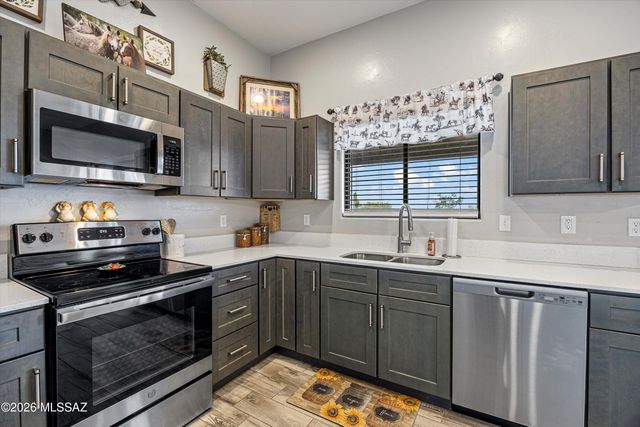 7414 E Glacier Park Court, Sahuarita, AZ 85629