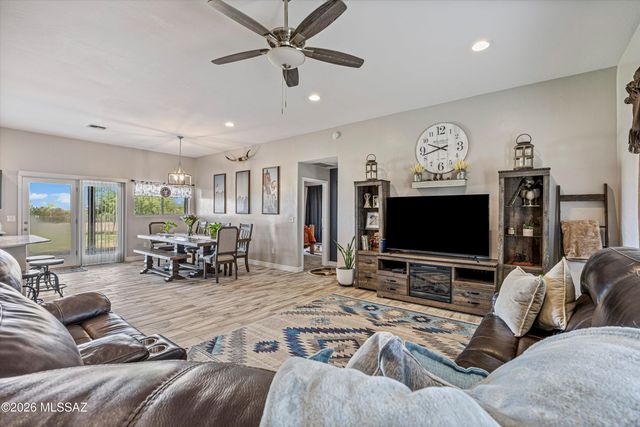 7414 E Glacier Park Court, Sahuarita, AZ 85629