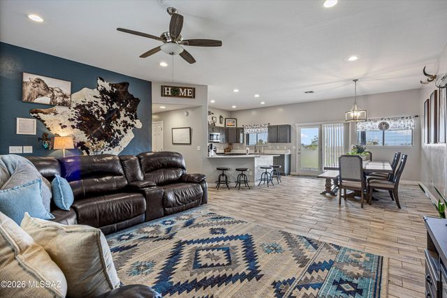 7414 E Glacier Park Court, Sahuarita, AZ 85629