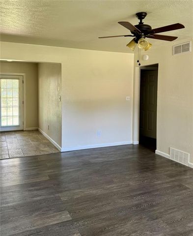 1309 Parkwoods Terrace, Oklahoma City, OK 73110