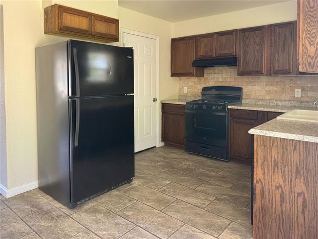 1309 Parkwoods Terrace, Oklahoma City, OK 73110