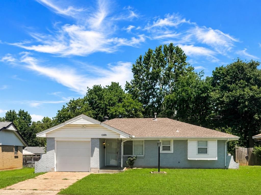 1309 Parkwoods Terrace, Oklahoma City, OK 73110