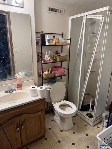 5921 NW 12 Street, Lincoln, NE 68521