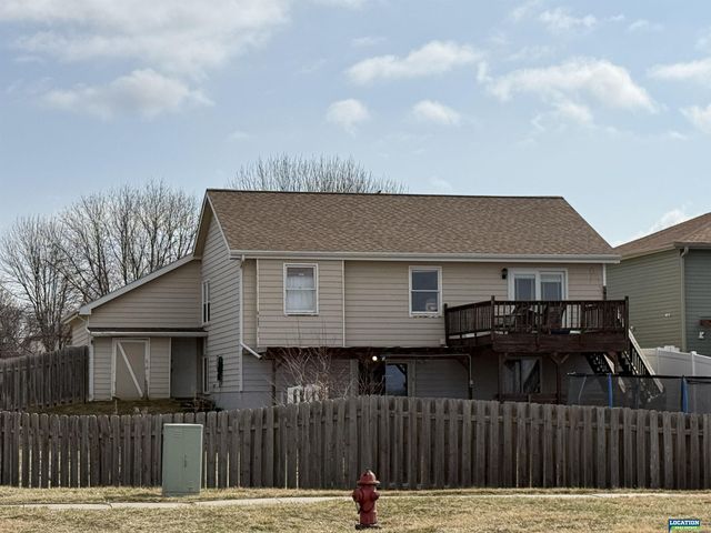 5921 NW 12 Street, Lincoln, NE 68521