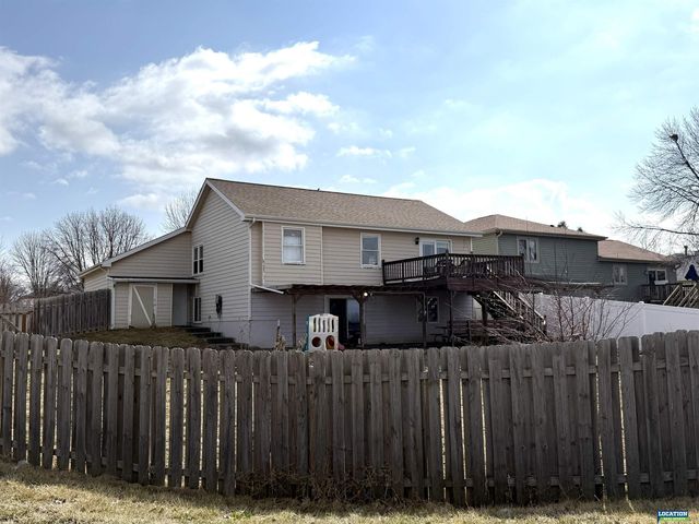 5921 NW 12 Street, Lincoln, NE 68521