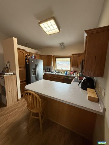 5921 NW 12 Street, Lincoln, NE 68521