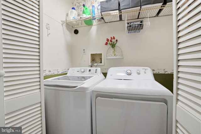 118 W CLINTON ST, Clayton, NJ 08312