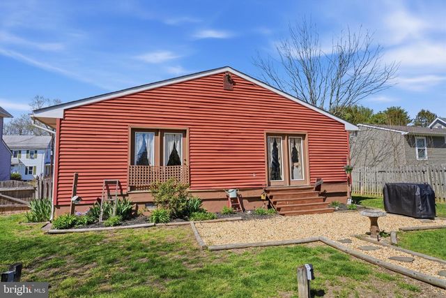 118 W CLINTON ST, Clayton, NJ 08312