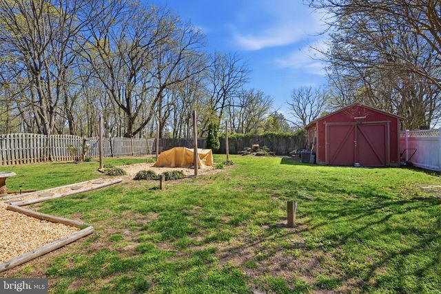 118 W CLINTON ST, Clayton, NJ 08312