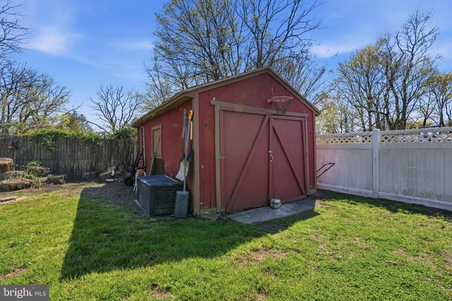 118 W CLINTON ST, Clayton, NJ 08312