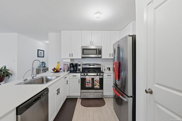 32026 SHRUBLAND DR, Bulverde, TX 78163
