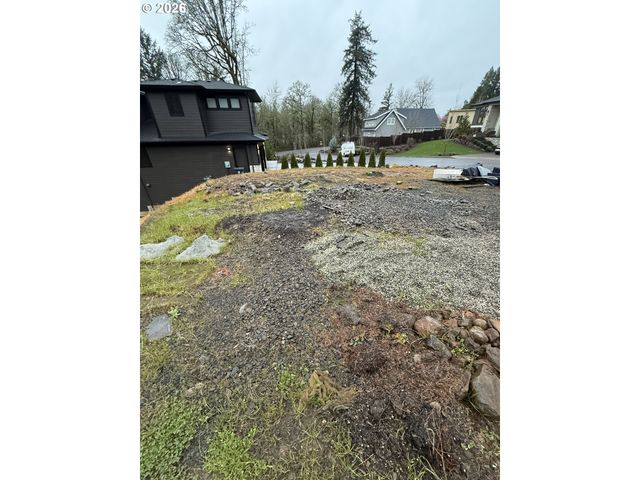 4992 PARK BLUFF Pl, Lake Oswego, OR 97035