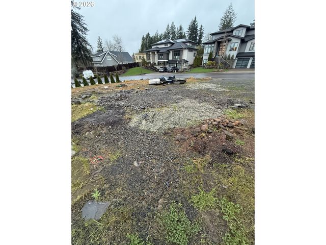 4992 PARK BLUFF Pl, Lake Oswego, OR 97035