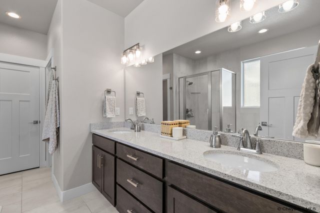 5008 CARLA DR, Cheyenne, WY 82009
