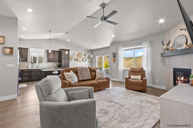 5008 CARLA DR, Cheyenne, WY 82009