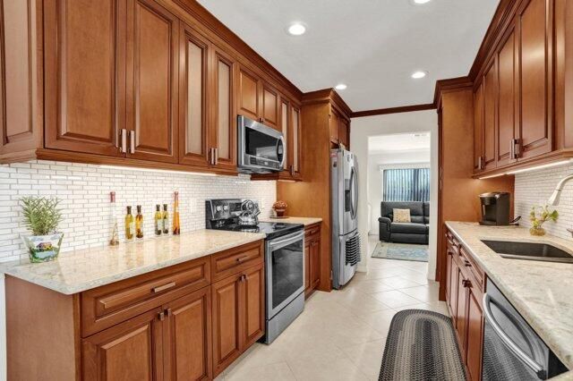 19943 Villa Lante Place, Boca Raton, FL 33434