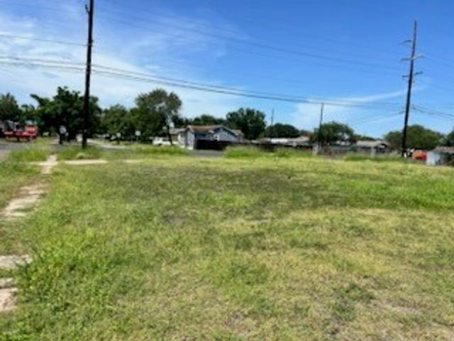 2901 Gollihar, Corpus Christi, TX 78415
