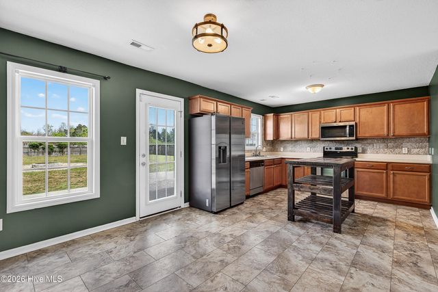 127 Killis Boulevard, Richlands, NC 28574