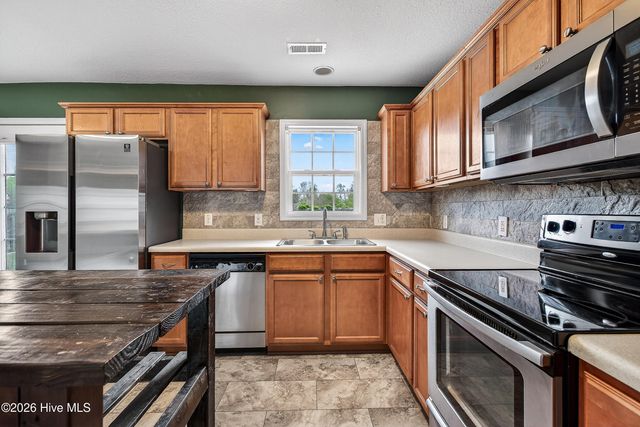 127 Killis Boulevard, Richlands, NC 28574