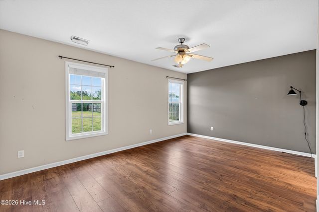 127 Killis Boulevard, Richlands, NC 28574