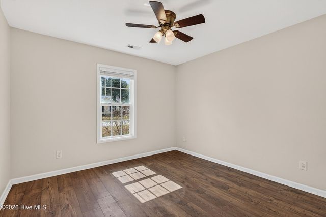 127 Killis Boulevard, Richlands, NC 28574