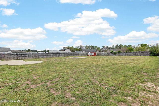 127 Killis Boulevard, Richlands, NC 28574