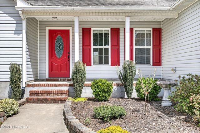 127 Killis Boulevard, Richlands, NC 28574