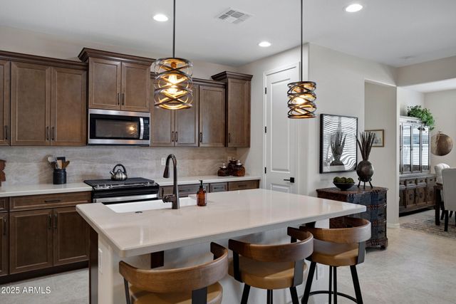 22476 E INDIANA Avenue, Queen Creek, AZ 85142