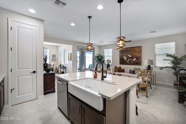 22476 E INDIANA Avenue, Queen Creek, AZ 85142