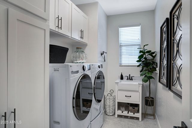 22476 E INDIANA Avenue, Queen Creek, AZ 85142