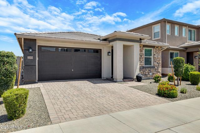 22476 E INDIANA Avenue, Queen Creek, AZ 85142