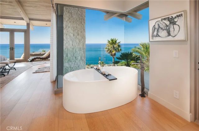 709 Kendall Drive, Laguna Beach, CA 92651