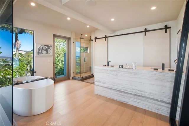 709 Kendall Drive, Laguna Beach, CA 92651