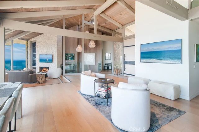 709 Kendall Drive, Laguna Beach, CA 92651