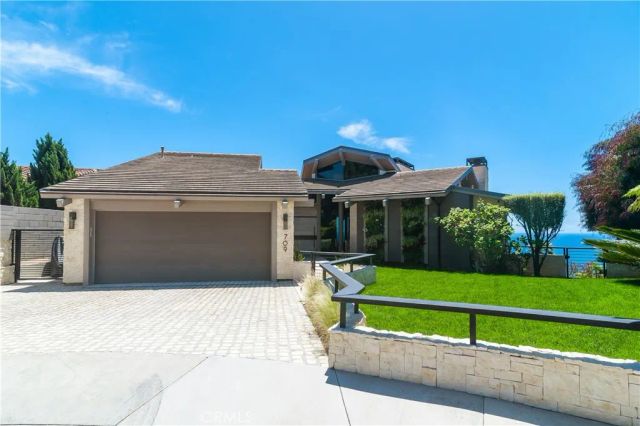 709 Kendall Drive, Laguna Beach, CA 92651