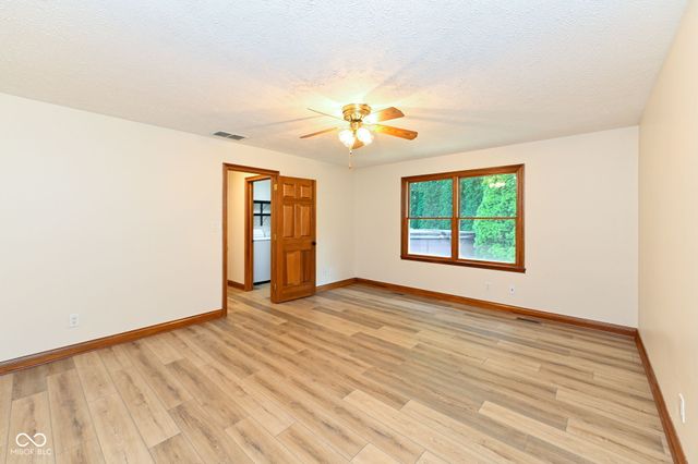 7929 Beechwood Farms, Avon, IN 46123