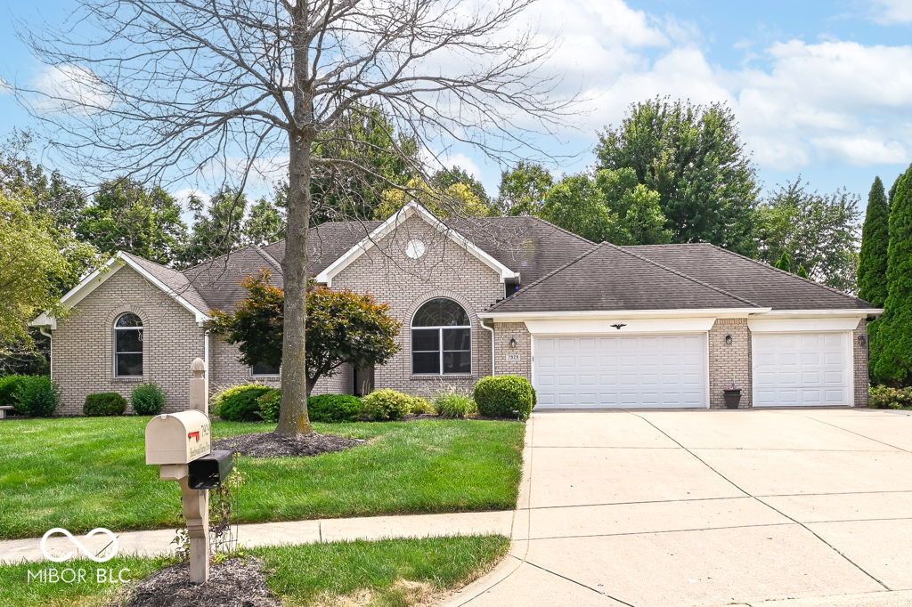 7929 Beechwood Farms, Avon, IN 46123