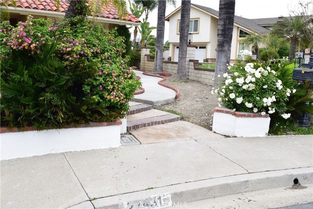 27431 Via Amistoso, Mission Viejo, CA 92692