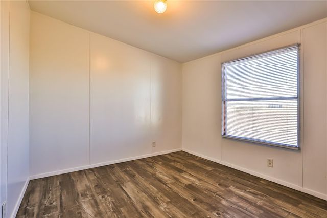 140 Blessing LN, San Marcos, TX 78666