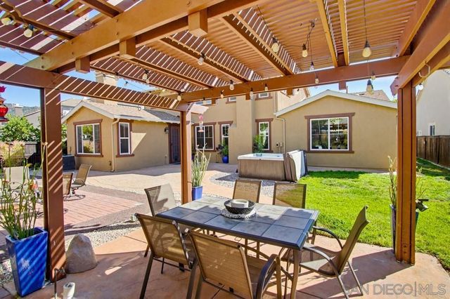 2954 Rangpur Ct, Escondido, CA 92027