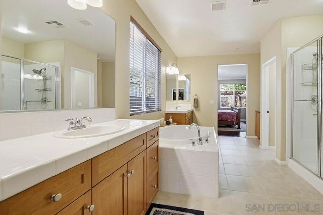 2954 Rangpur Ct, Escondido, CA 92027