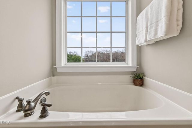 34 Summer Ridge Court, Willow Spring, NC 27592