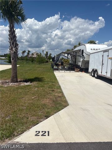 221 Riverclub CT, Punta Gorda, FL 33980